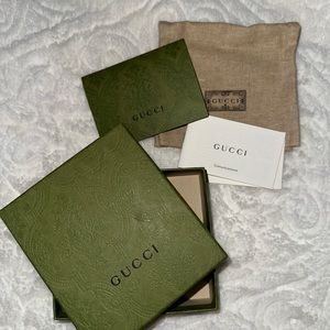 Gucci little box wallet and bag  only. Authentic 👌🏻🤞🏻